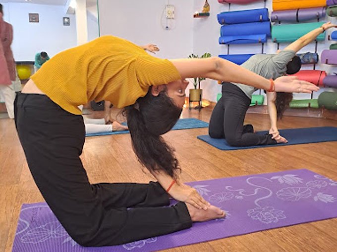 Sarvang Yog Arogya Yoga studio in Lucknow