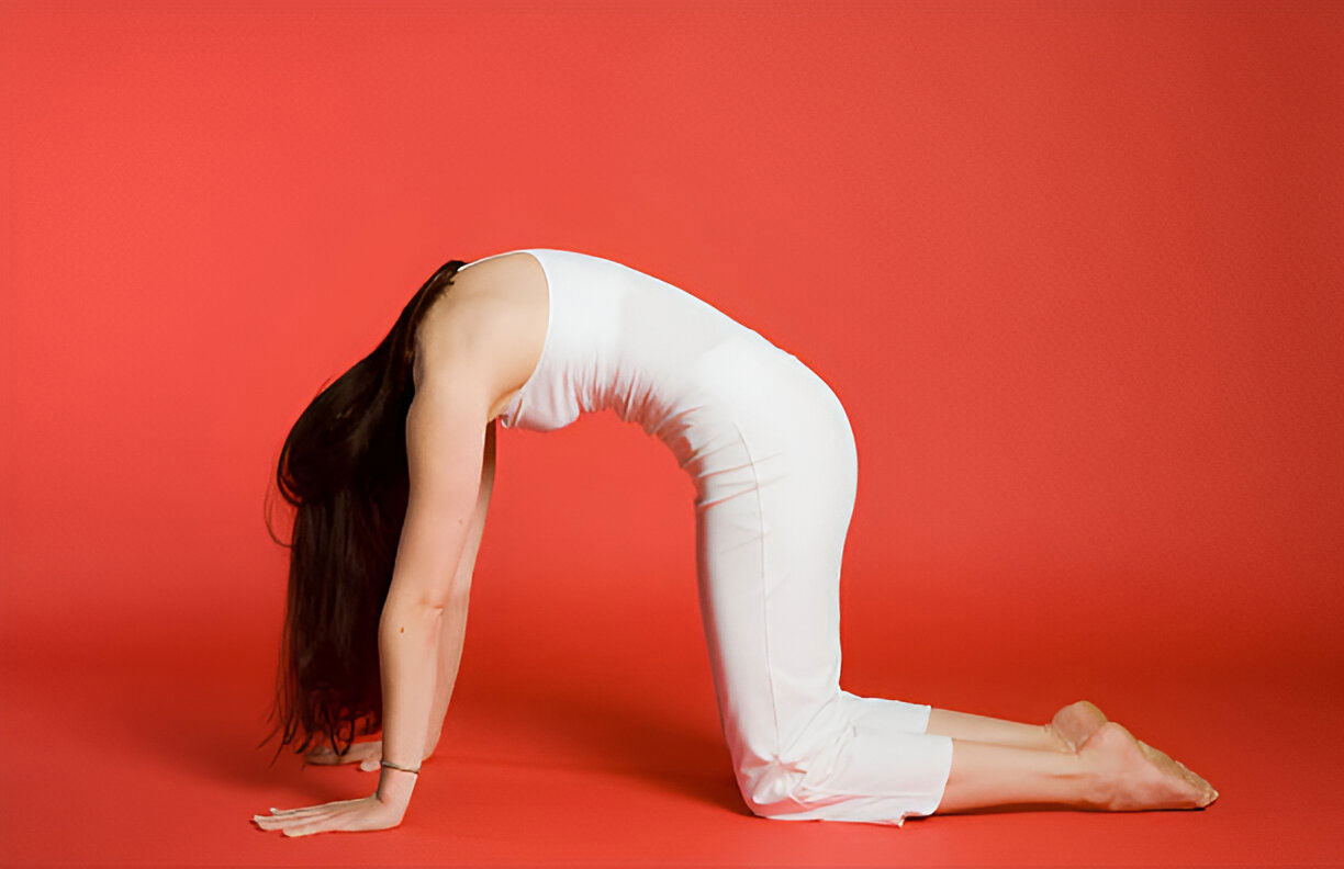 Marjaryasana-Bitilasana Cat-Cow Pose
