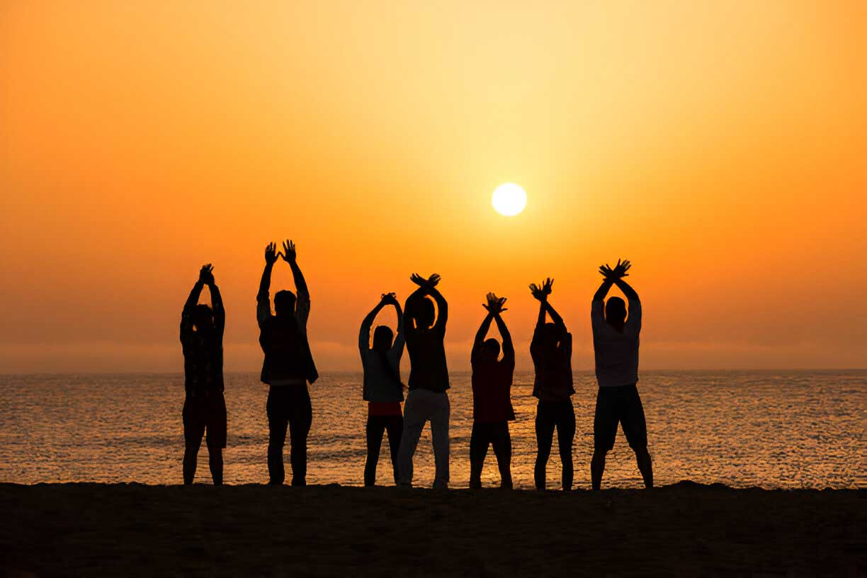 Social Benefits of Yoga for Heart Health